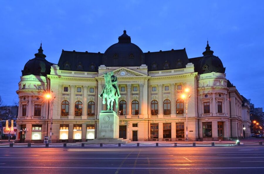 Bucharest: The Italian emigration in Romania - Who should book, and who should skip