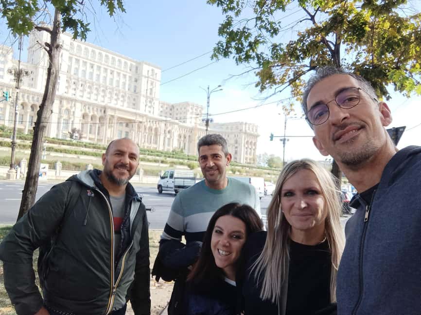 Bucharest: tour in the Parliament in Italian+exterior visit with guide - From Caru cu bere to the first monastery stop