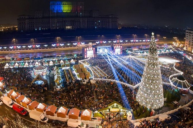 Bucharest: Tour of Christmas traditions & decorations - Stop 1: National Theatre Ion Luca Caragiale and the boulevard decorations