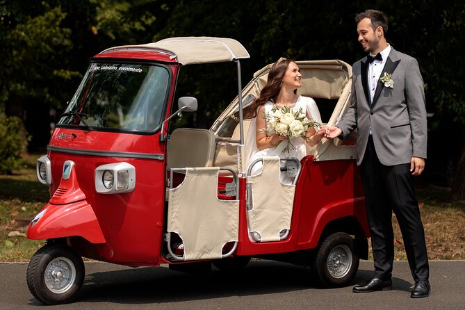 Bucharest Tuk Tuk city tour - Ceausescu Mansion (Spring Palace): how protocol became a museum