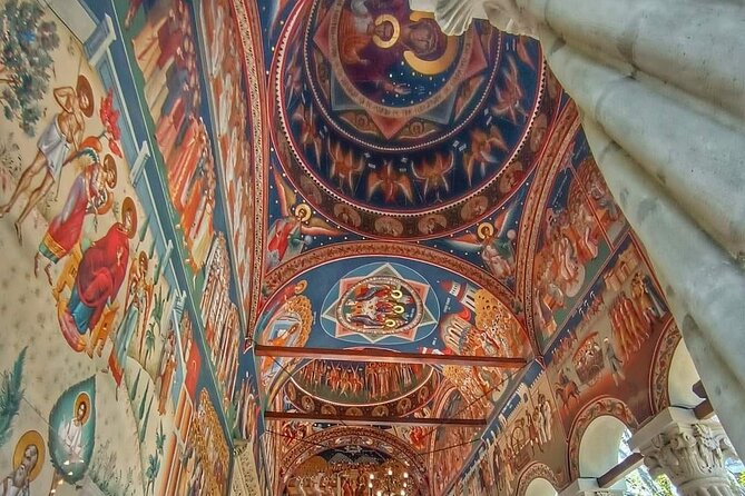 Bucharest Walking Tour with a Native Italian Speaking Guide - Why This Bucharest Walk Works Better Than DIY
