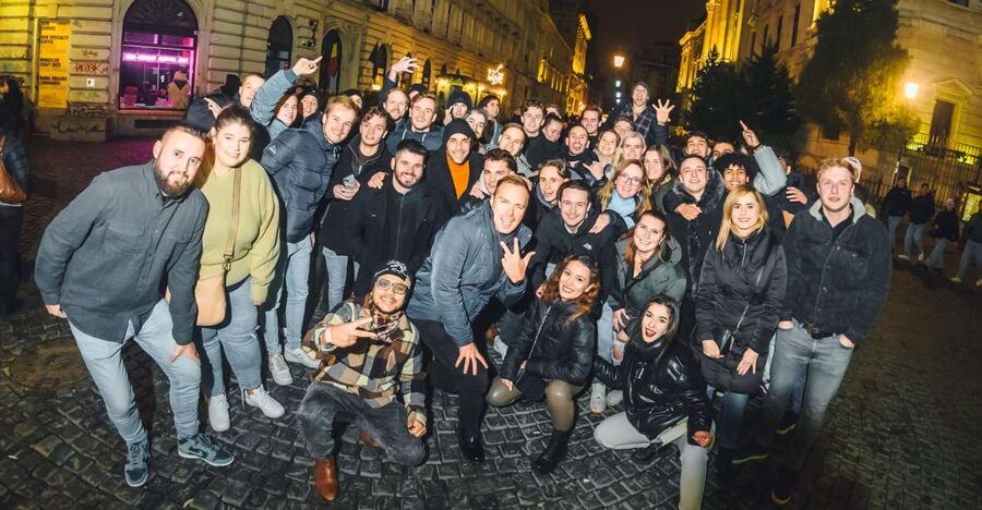 Bucharest: Weekend Pub Crawl - Safety and pacing: how the guide keeps things moving
