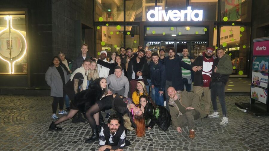 Bucharest: Weekend Pub Crawl - Dress code, and small rules that can save you hassle
