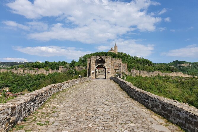 Bulgaria Day Trip: Basarabovo Monastery, Tsarevets & Arbanasi - A One-Day Bulgaria Detour From Bucharest