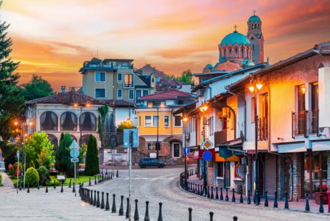 Bulgaria -Private Tour- Basarbovo, Arbanasi, Veliko Tarnovo - Veliko Tarnovo old-town wandering and Samovodska Charshiya craft streets