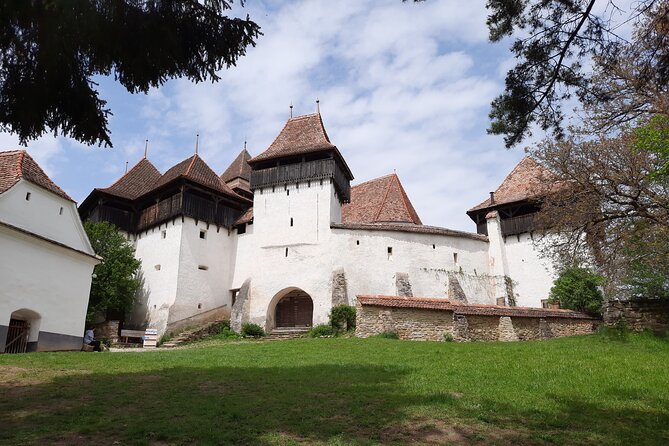 Castle Tour of Transylvania - Meals and included admission tickets: where the money goes