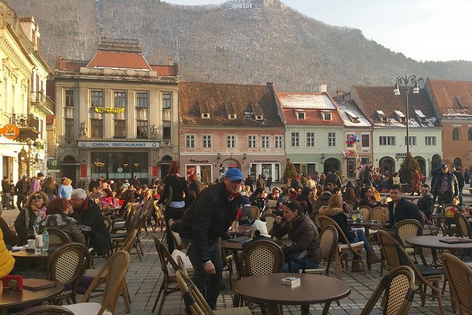 Castles of Transylvania - Small group tour from Bucharest - Bucharest photo stops: quick context before the mountains