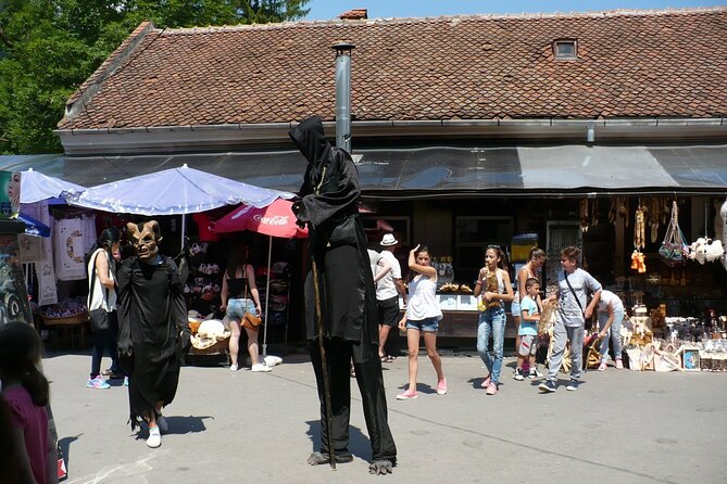 Castles Private Tour Peles - Bran - Rasnov from Brasov - What the Guide Adds: Stories, Timing, and Room to Ask Questions