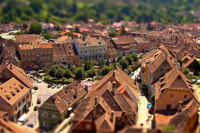 City Tour Sighisoara Legends & Landmarks A Walk Through Time - Meeting at Piața Muzeului, then settling into the old streets