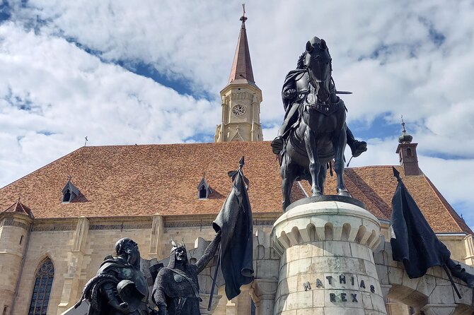 Cluj-Napoca: 2.5-Hour Guided Walking Tour - Stop 3: Babeș-Bolyai University area, the old Intellectuals Street vibe
