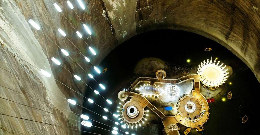 Cluj-Napoca: Turda Salt Mine & Alba Carolina Fortress Tour - Alba Carolina fortress: a six-point star with 12 km of walls