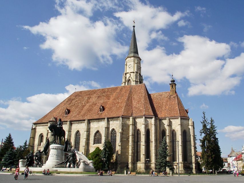Cluj: Private City Walking Tour - Price and value for a private 2-hour walking tour