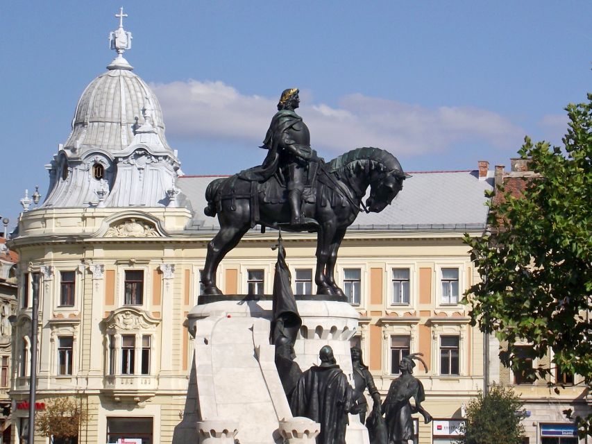 Cluj: Private City Walking Tour - Museum Square summer terraces and the bohemian side of Cluj
