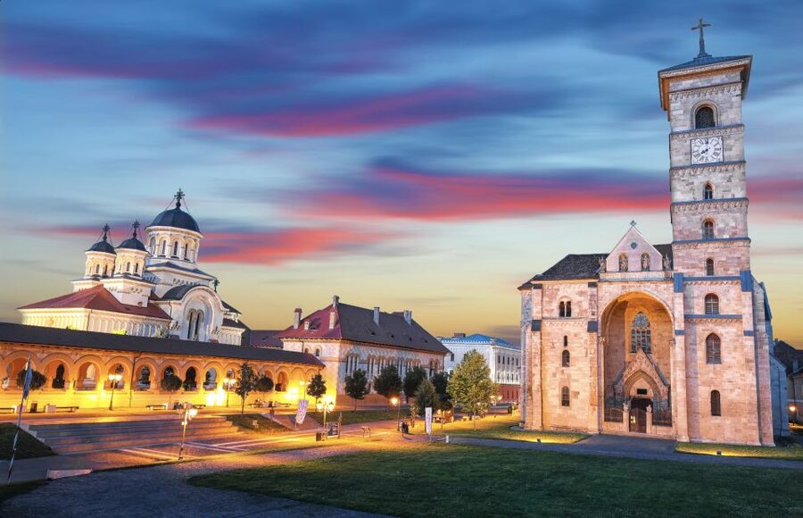 Cluj: Turda Salt Mine, Corvin Castle, Alba Carolina Tour - How the itinerary timing really feels in real life