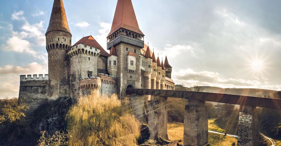 Cluj: Turda Salt Mine, Corvin Castle, Alba Carolina Tour - Corvin Castle: Gothic towers, drawbridges, and Ottoman-era defense