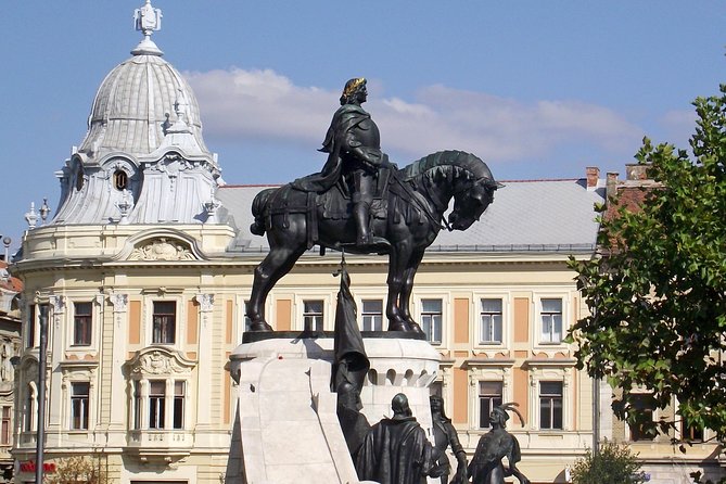 Cluj - walking city tour - Key highlights worth showing up for