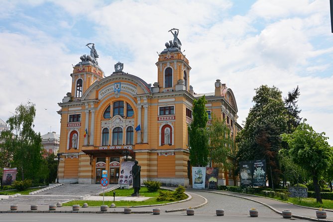 Cluj - walking city tour - Meeting at Piața Muzeului, then letting the guide lead
