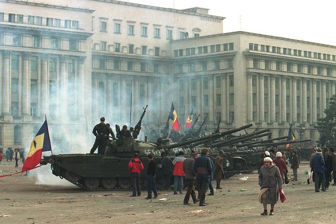 Communism Investigation Private Tour - Ceaușescu Mansion stop: dictator lifestyle with time to absorb