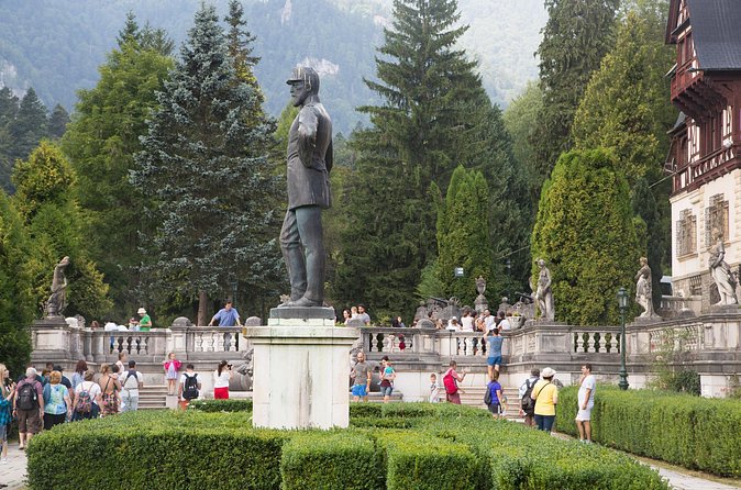 Count Dracula & Peles Castle in One Day from Bucharest - Your guide experience: what Ionut-style flexibility really changes