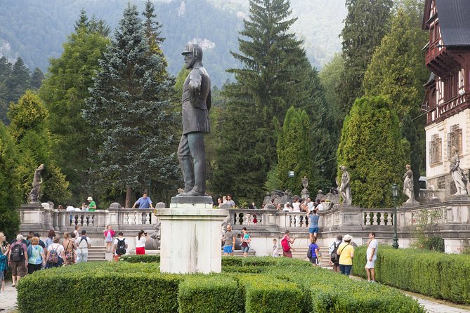 Count Dracula & Peles Castle in One Day from Bucharest - Bran Castle: the Dracula stop where timing and questions matter