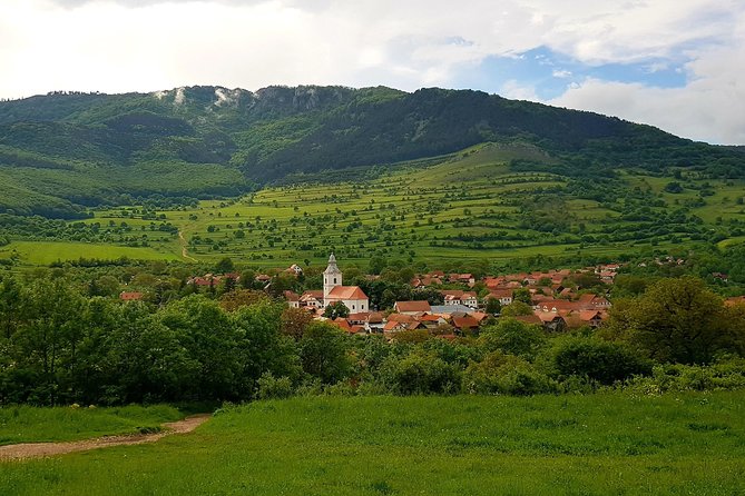 Curly Tour - Day trip from Cluj :) - Rimetea village: preserved architecture, calcareous massifs, and a meal stop