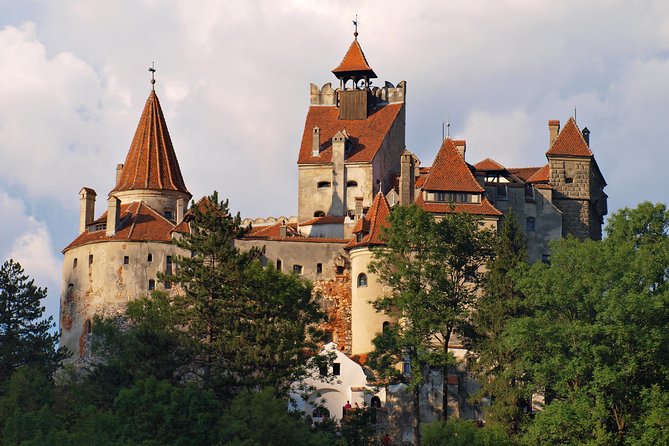 Day Trip Through Brasov in Transylvania and Bran, Peles, and Rasnov Castles - Peles Castle: royal splendor that still feels personal
