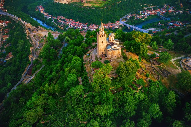 Day Trip to Medieval Bulgaria- Small group tour - Guides and group size, what “small group” can mean in practice