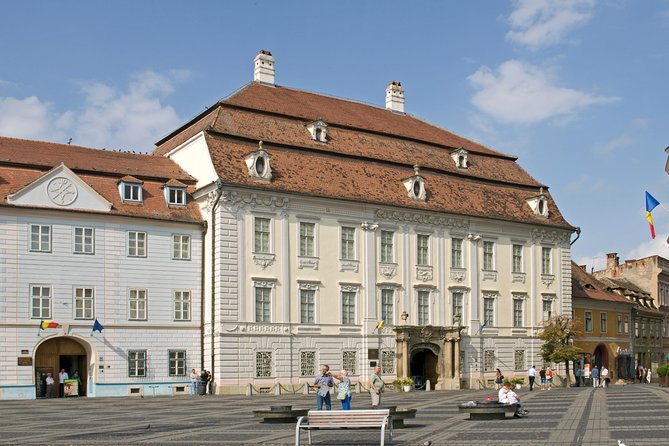 Day Trip to Sibiu and Fagaras Fortress from Bucharest - Timing, Comfort, and What to Pack for a 7:00 am Start
