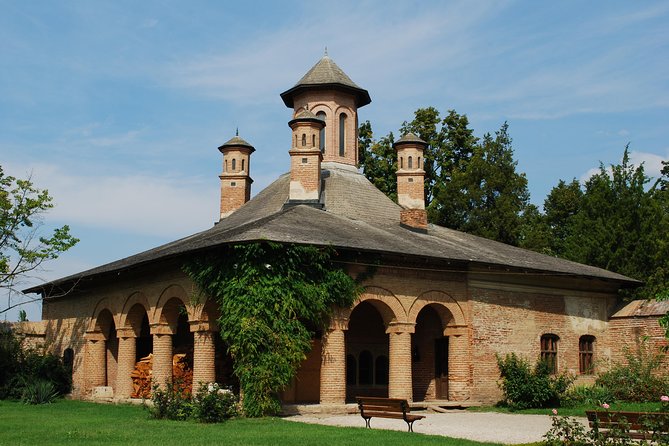 Discover Dracula's Tomb and Mogosoaia Palace - Private Tour from Bucharest - Key things to know before you go