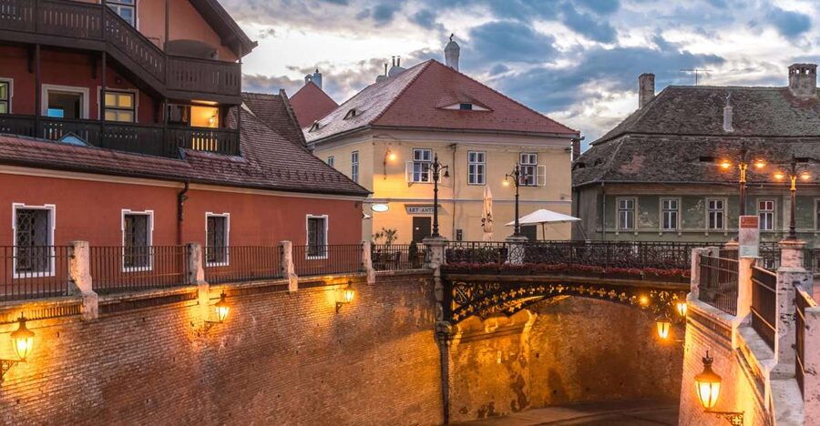Discover Transylvania: Peles, Bran, Sighisoara in 2 days - Bran Castle and the Dracula story, myth first, facts second