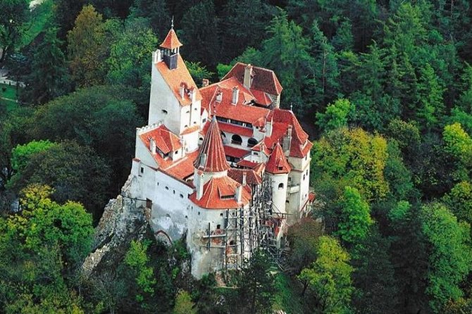 Dracula and Peles Castles Premium Tour with Hotel pick-up - A hotel pick-up Transylvania day trip that actually works from Bucharest