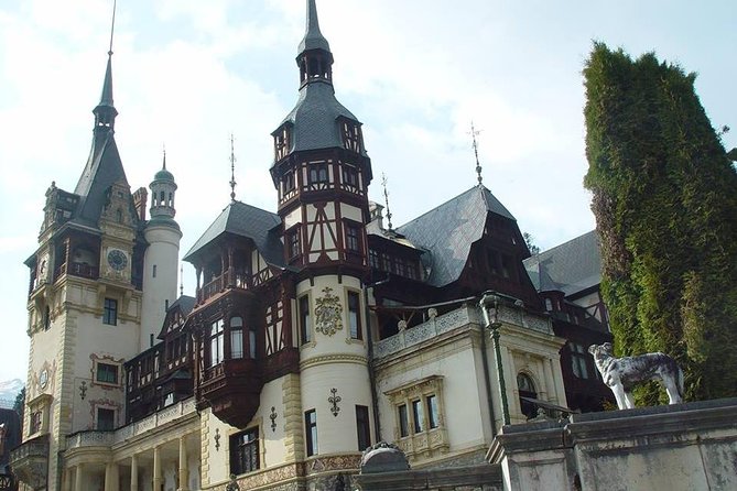 Dracula Private Tour - Bran Castle, Dracula’s Castle: the iconic fortress stop