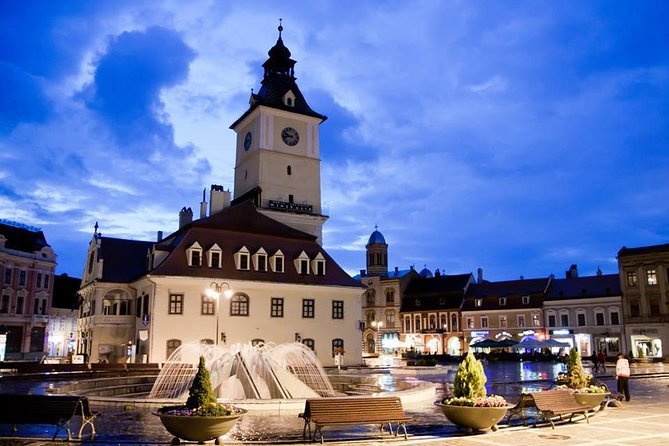Dracula's Castle, Peles Castle and old town Brasov from Bucharest - Stop 3: Piaka Sfatului (Council Square) in Brasov, the medieval marketplace core