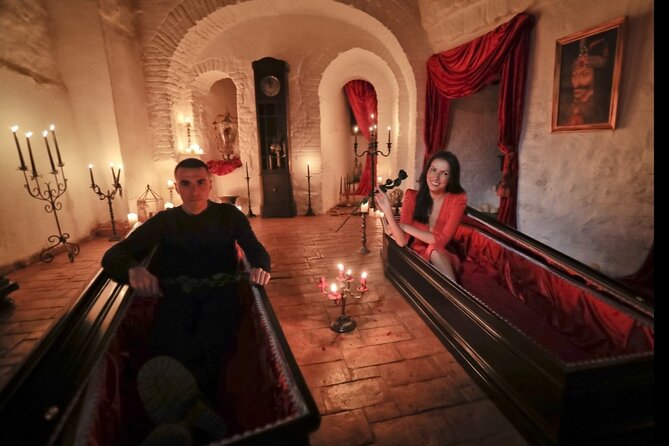 Dracula's Castle -Private Tour- with Brașov City and Peleș Castle - Brasov Historical Center: Real Town Time, Not Just Castle Photos