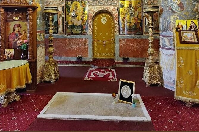 Dracula's Grave, Peleș Castle and Târgoviște Princely Court - Key highlights worth noting