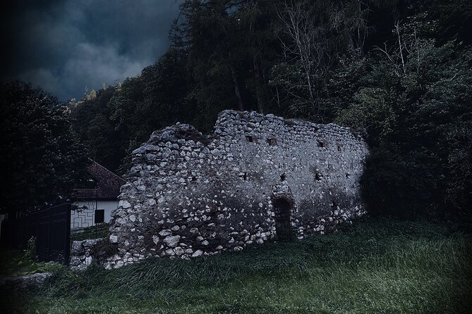 Dracula’s Tour – Vampires, Ghosts and Haunted Places in Bran - Stop 7 through Stop 8: Lothar the Merchant and the Witch’s Underground Grave