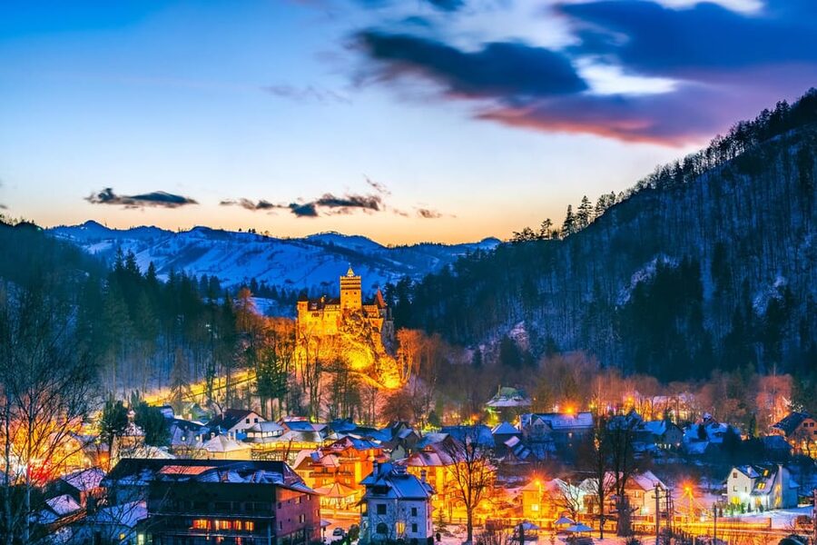 Exclusive 1-Day Minivan 8 : Dracula’s, Peles Castle & Brasov - Key things I’d watch for on this Dracula, Peleș, and Brașov day