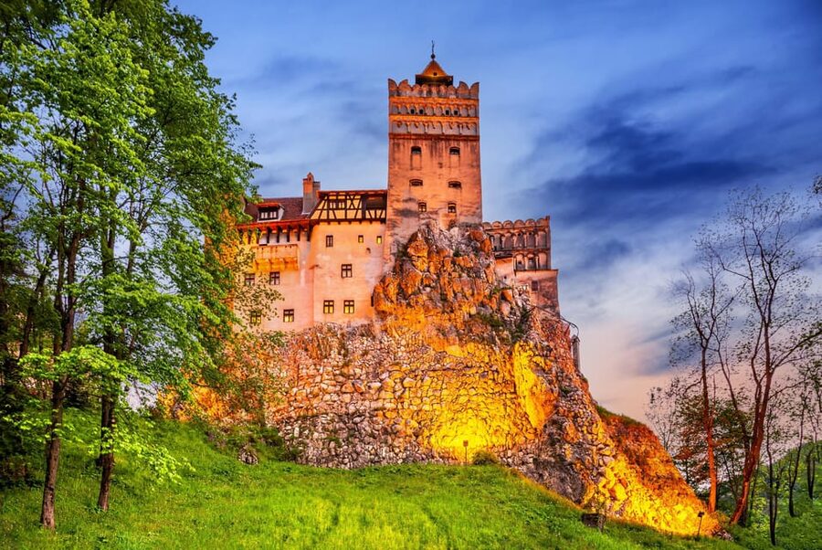 Exclusive 1-Day Minivan 8 : Dracula’s, Peles Castle & Brasov - Bucharest to Transylvania in one day, without the big-bus grind
