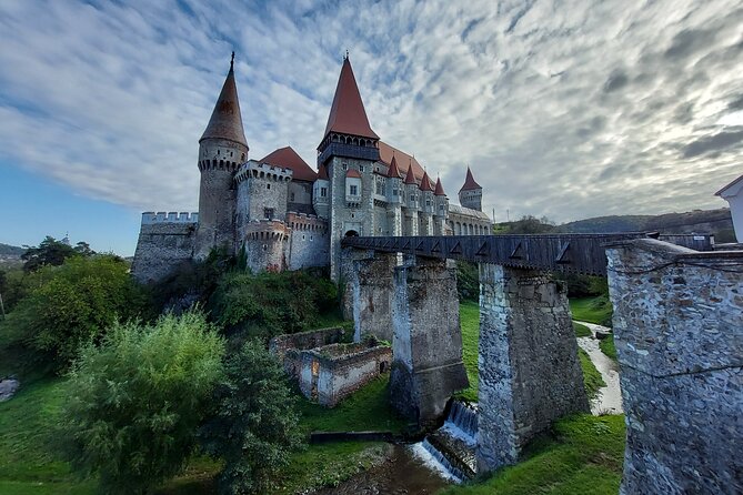 Exclusive Tour: Corvin Castle, Alba Iulia and traditional villages from Sibiu - Key highlights that make this day trip worth it