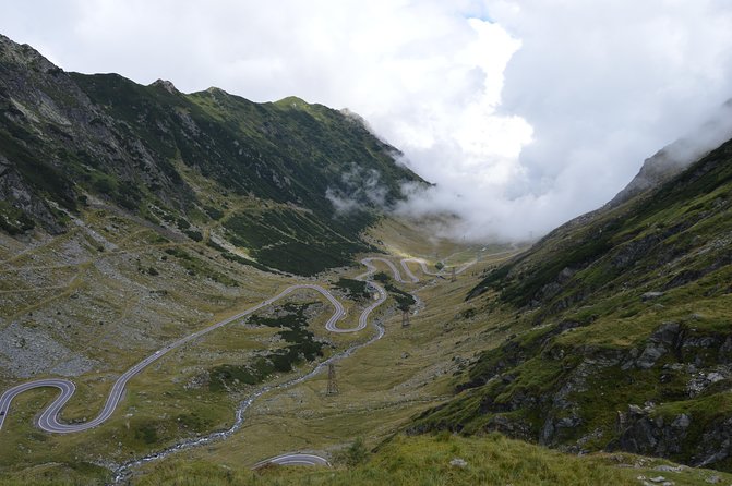 Exclusive Tour on Transfagarasan, Balea Lake, Balea and Capra Waterfalls - Transfăgărășan to Bâlea Lake, why this route feels efficient