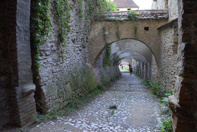 Exclusive tour: Sighisoara, Medias and Biertan tour from Sibiu - Biertan fortified church: 16th-century walls, defense layers, and dark stories
