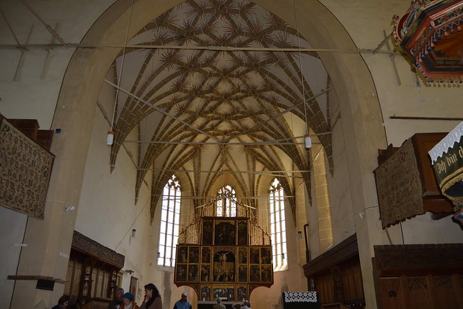 Exclusive tour: Sighisoara, Medias and Biertan tour from Sibiu - Timing, walking, and where extra costs show up