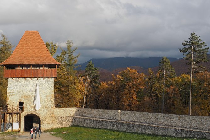 From Brasov: Discover Bran Castle and Râșnov Fortress - Food breaks near Bran, plus a very local sweet to try