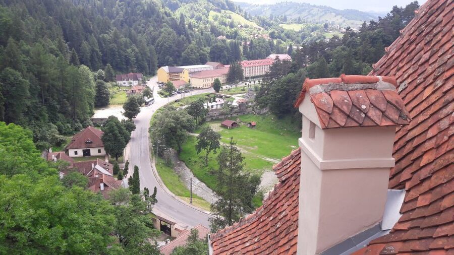 From Brasov: Peles Castle, Bran Castle & Cantacuzino Castle - Lunch timing, breaks, and what to budget for