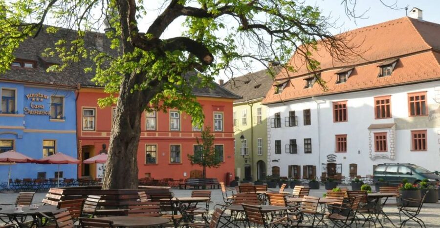 From Brasov – Red Line & City Tour Sighisoara UNESCO - The early start from Brasov (08:30 AM) and the drive rhythm