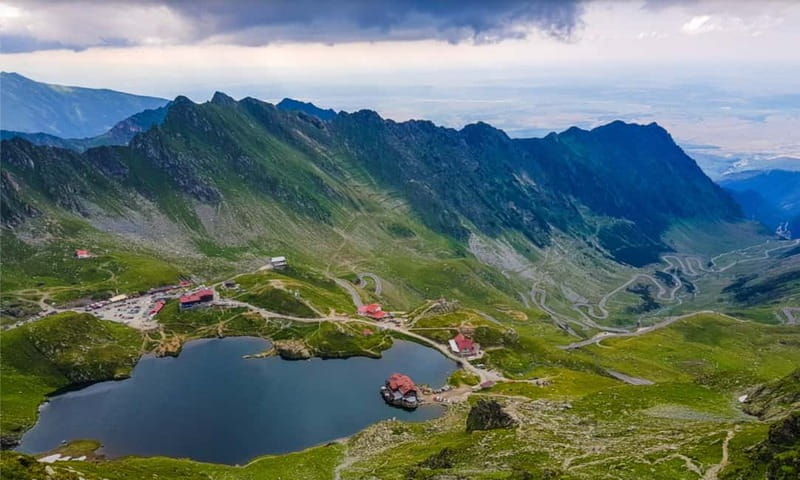 From Brasov : Transfagarasan and Balea Lake Ebike tour - Balea Waterfall start and the long climb to 2050 meters