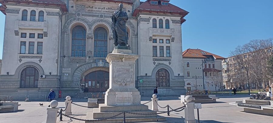 From Bucharest: Black Sea Constanța Day Tour - Practical tips for a smoother Constanța and Mamaia day