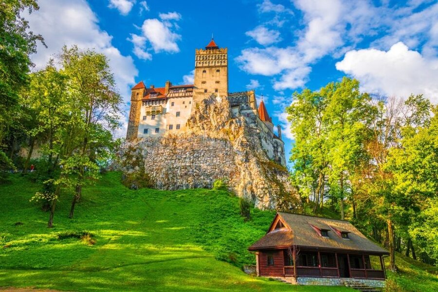 From Bucharest: Brasov Peles & Dracula's Castle Day Tour - What makes this Transylvania day trip actually work