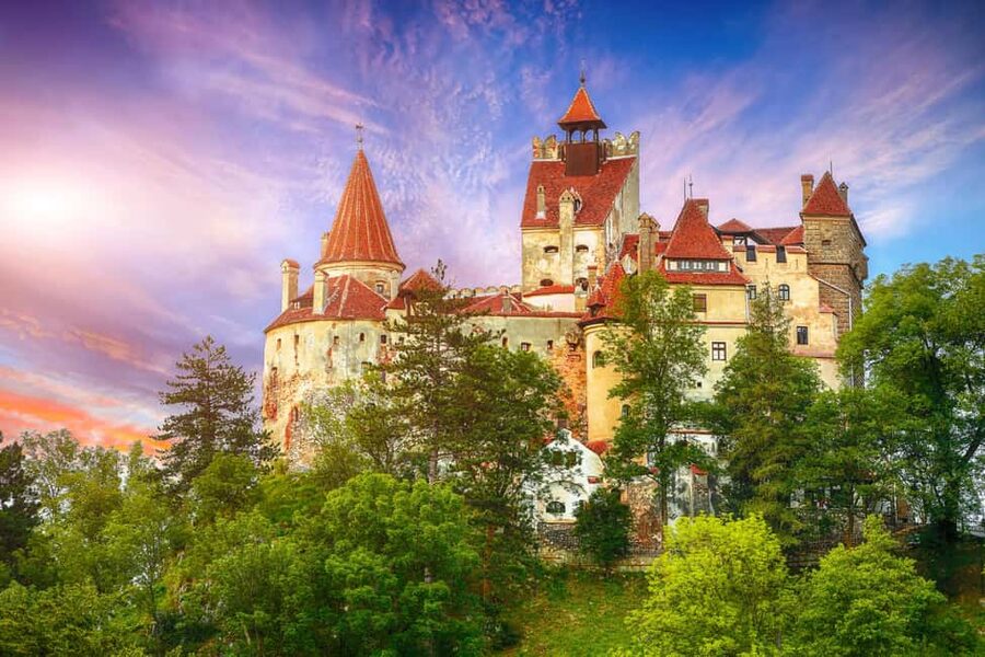 From Bucharest: Castles, Carpathians, and Brașov Day Trip - Sinaia and Peleș Castle: A Royal Stop With Timed-Entry Pressure
