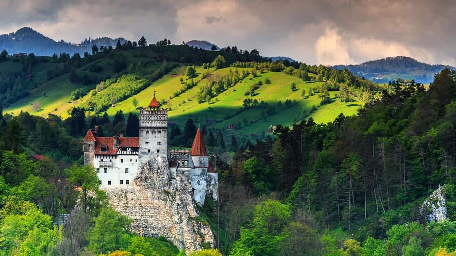 From Bucharest: Castles, Carpathians, and Brașov Day Trip - Timing Tricks That Make or Break the Day